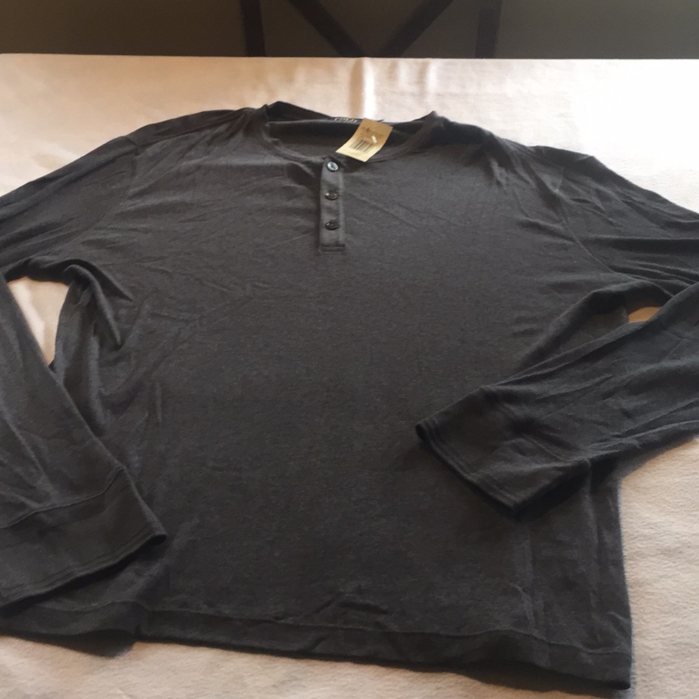 Mens polo shirt size xxl 125. Retail